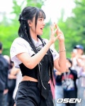 [사진]스테이씨 윤, 안녕::스포탈코리아 [사진]스테이씨 윤, 안녕