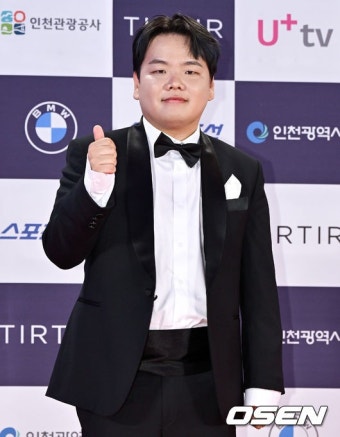 [사진]곽준빈, '청룡 시리즈 어워즈 참석한 곽튜브'::스포탈코리아 [사진]곽준빈, '청룡 시리즈 어워즈 참석한 곽튜브'