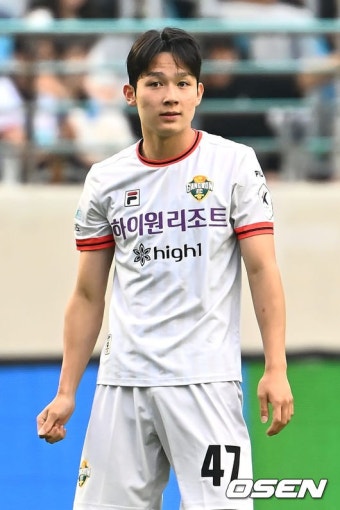 '고3 K리거가 손흥민 후계자?' 18살 양민혁의 '만화급 스토리'...데뷔 4달 만에 토트넘 직행→한국 축구 역사로::스포탈코리아 '고3 K리거가...