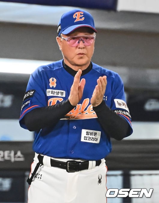 한화 이글스 투수 문동주, 오른쪽 팔 부상 빠른 회복 기대