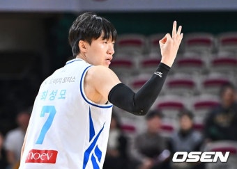 [사진] 최성모, 짜릿한 3점슛::스포탈코리아 [사진] 최성모, 짜릿한 3점슛