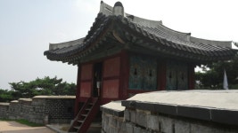 수원 화성을 아시나요? 수원 화성을 순성하였습니다.(용량 초과로 사진 전체가 업로드되 않네요. 사진을 모두 보시려면 URL링크를 눌러 주세요)... 