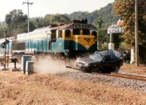 예전에 철길건널목 건너다보면 | 보배드림 국산차게시판