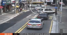 ■ 안양 상수도 폭발.gif | 보배드림 교통사고/사건/블랙박스