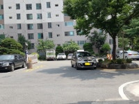 아몰랑~내차는 그늘에주차할꺼야~~뺴애액~~~ | 보배드림 교통사고/사건/블박/블랙박스