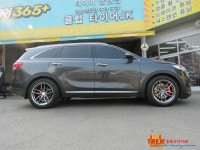 ♣♣클럽타이어JK♣♣ 올뉴쏘렌토 UM GTR레이싱7 (Type-R4) 블랙 | 보배드림 장착시공사진
