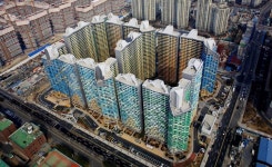 뻘)특이한 외벽색상의 아파트 | 보배드림 국산차게시판