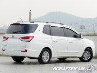 쌍용 코란도 투리스모 2.0 디젤 4WD GT 11인승