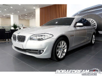 BMW 528i