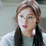 인스티즈(instiz) 최근 닥터스에서 이성경 비쥬얼.gif - 인스티즈(instiz) 인티포털