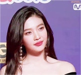 마마 레카 레드벨벨 조이.jpgif - 인스티즈(instiz, 音思提资) 인티포털 [인티포털] 마마 레카 레드벨벨 조이.jpgif