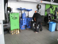 타이어 장착기 (S1 노블) + 티스테이션 휠 얼라인먼트 | 보배드림 국산차게시판