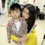 근우 실장님 아기들이랑 사진 찍었다 지은이 - 인스티즈(instiz) 아이유 카테고리 근우 실장님 아기들이랑 사진 찍었다 지은이