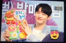 아닠ㅋㅋㅋㅋ지성이 요리 잘해요!! - 인스티즈(instiz) 윤지성 카테고리