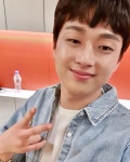 이찬원 셀카 찍을 때마다 멜팅 되는 거 넘 귀여워 - 인스티즈(instiz) 연예 카테고리 이찬원 셀카 찍을 때마다 멜팅 되는 거 넘 귀여워