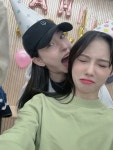 작은 애가 언니라는 점이 너무너무 귀여워 - 인스티즈(instiz) 익명예잡 작은 애가 언니라는 점이 너무너무 귀여워