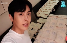 팬들 줄 에코백 실크스크린 85장 끝났다.... - 인스티즈(instiz) 익명예잡 팬들 줄 에코백 실크스크린 85장 끝났다....