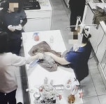 아 익들아 이거 진짜 너무 충격적인데 공론화 할 순 없는 건가...... - 인스티즈(instiz) 익명잡담 아 익들아 이거 진짜 너무 충격적인데 공론화... 