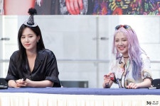 효연에게 색을 빼앗긴 유리에 이어 - 인스티즈(instiz) 연예 카테고리 효연에게 색을 빼앗긴 유리에 이어