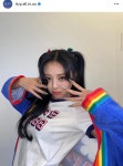 [잡담] 유나도 네일 진짜 길게 한다 - 인스티즈(instiz) 연예 카테고리