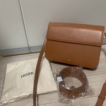 🧡HOZE 호재 JOANNE 조앤 가방 크로스백 탠 컬러🧡 - 인스티즈... 장터 카테고리 🧡HOZE 호재 JOANNE 조앤 가방 크로스백 탠 컬러🧡