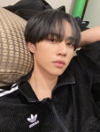 혹시 더보이즈 선우 이 아디다스 옷 정보아는사람 - 인스티즈(instiz) 연예 카테고리 혹시 더보이즈 선우 이 아디다스 옷 정보아는사람