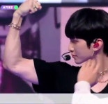 [잡담] 얼굴은 큐피트 천사 몸은 타고난 근수저 헬스boy 인게... 카테고리 얼굴은 큐피트 천사 몸은 타고난 근수저 헬스boy 인게 가능하구나