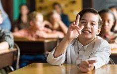 레인보우유치원 링컨 헐리웃배우 됐어.. 겟아웃 감독 신작영화에 나와 - 인스티즈(instiz) (K)POP/예능 카테고리 [정보/소식] 헐.. 레인보우유치원... 