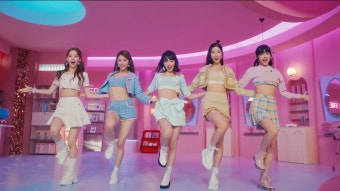 [잡담] 르세라핌 피어리스 일본 뮤비 의상 정보있나?? - 인스티즈(instiz) 연예 카테고리