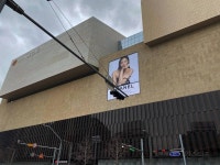 대구 신세계백화점에 걸린 블랙핑크 제니 샤넬 캠페인.jpg - 인스티즈(instiz) 이슈 카테고리 대구 신세계백화점에 걸린 블랙핑크 제니... 