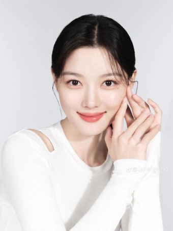 [잡담] 김유정 라네즈 새로운 화보 - 인스티즈(instiz) 카테고리 [잡담] 김유정 라네즈 새로운 화보