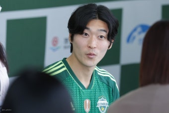 [잡담] 어제자 팬싸 한 조규성 - 인스티즈(instiz) 연예 카테고리
