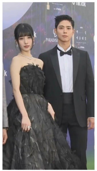 [잡담] 와 수지 박보검 투샷 미쳤다 공주님 왕자님이다 - 인스티즈(instiz) 드영배 카테고리