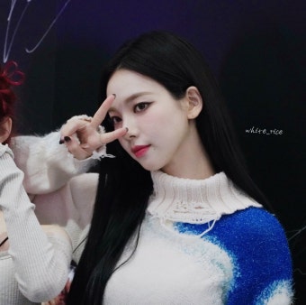 [잡담] 에스파 카리나 첫 공개팬싸 짤 - 인스티즈(instiz) 연예 카테고리