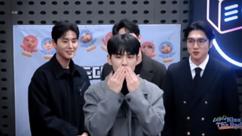 [잡담] 데이식스 귀미챌 인데 뒤에서 안 해서 원필이만 하게 된,, - 인스티즈(instiz) 연예 카테고리