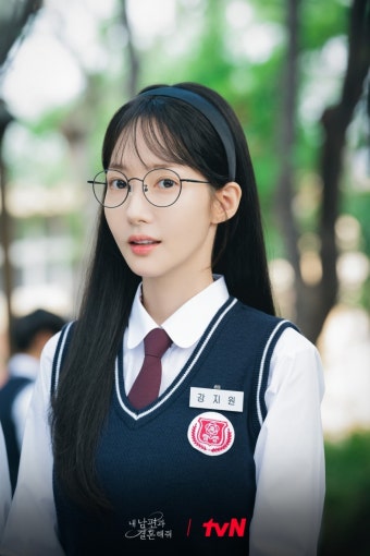 [잡담] 박민영 송하윤 교복사진좀 봐 - 인스티즈(instiz) 드영배 카테고리