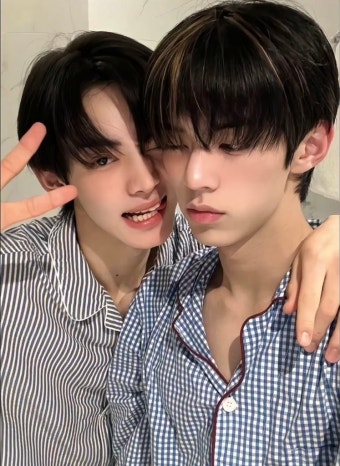 [잡담] 투어스 도훈 한진 얘네 얼합도 ㄹㅇ 좋다니까 - 인스티즈(instiz) 연예 카테고리