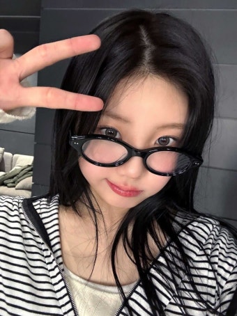 [잡담] 아일릿 원희 1개월만에 데뷔한 이유를 알거같음 - 인스티즈(instiz) 연예 카테고리