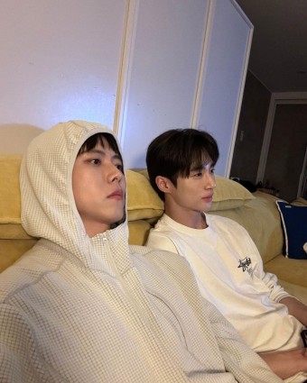[잡담] 실시간 변우석 인스타 업뎃 with 주우재 - 인스티즈(instiz) 드영배 카테고리