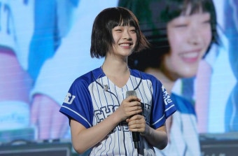 [잡담] 와 어제 뉴진스 대학축제 고화질 올라왔는데 - 인스티즈(instiz) 연예 카테고리