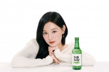 김지원 처음처럼 포스터 new 버전 떴어! - 인스티즈(instiz) 드라마/영화/배우 카테고리 김지원 처음처럼 포스터 new 버전 떴어!