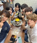 [잡담] 엔시티 위시 지금 대구에서 끝내주는 먹방을 즐기고 있나봄 - 인스티즈(instiz) 연예 카테고리