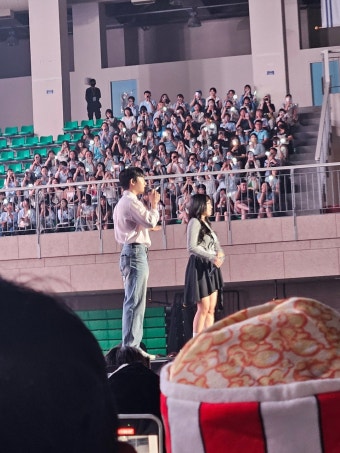 [잡담] 나 이제 얘네 둘만 봐도 설렘 이영지x도경수 - 인스티즈(instiz) 연예 카테고리