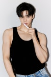 [잡담] 송강 작년 일본팬미팅 포스터는 걍 절경이다 - 인스티즈(instiz) 드영배 카테고리