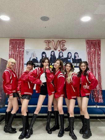 [잡담] 아이브 피지컬로 권력 느껴지는 단체사진들 - 인스티즈(instiz) 연예 카테고리