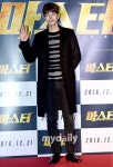 어제 영화 마스터 VIP 시사회에 참석한 연예인들 패션.jpg - 인스티즈(instiz) 이슈 카테고리  어제 영화 마스터 VIP 시사회에 참석한... 