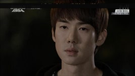 응답하라 1994 11화 中 칠봉이 짠내폭발한 장면 (feat. 정면승부) - 인스티즈(instiz) 이슈 카테고리