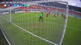 찰 때부터 골인 거 직감한 이승우.gif - 인스티즈(instiz, 音思提资) 스포츠 [스포츠] 찰 때부터 골인 거 직감한 이승우.gif