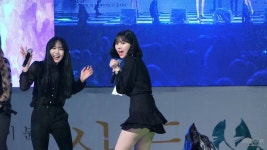 행사 멘트 중 벌레보고 기겁하는 여자친구 은하 - 인스티즈(instiz) 인티영상 (종료) 카테고리 행사 멘트 중 벌레보고 기겁하는 여자친구 은하