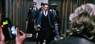 이세상 간지가 아니었던 신동사 그레이브스 국장님.gif - 인스티즈(instiz) 이슈 카테고리 이세상 간지가 아니었던 신동사... 